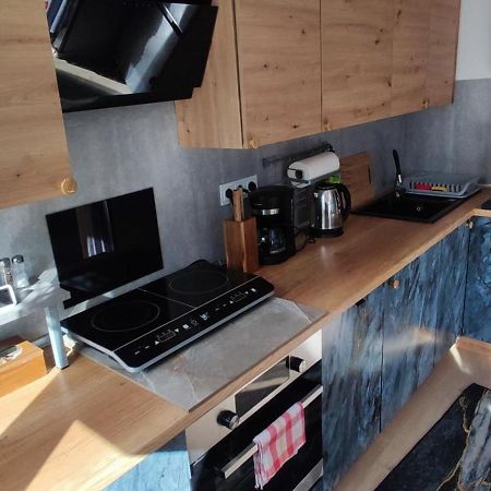 Apartament Centrum Jelenia Gora Bagian luar foto